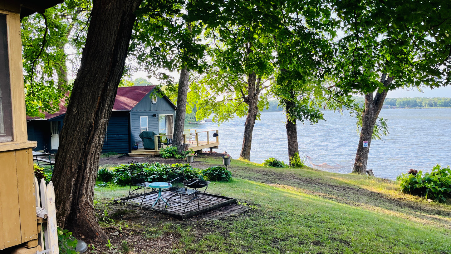 Stunning Lake View (Cabin 11)