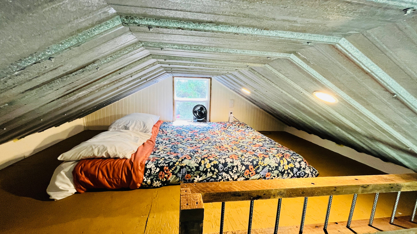 Tiny Barn (Cabin 4)