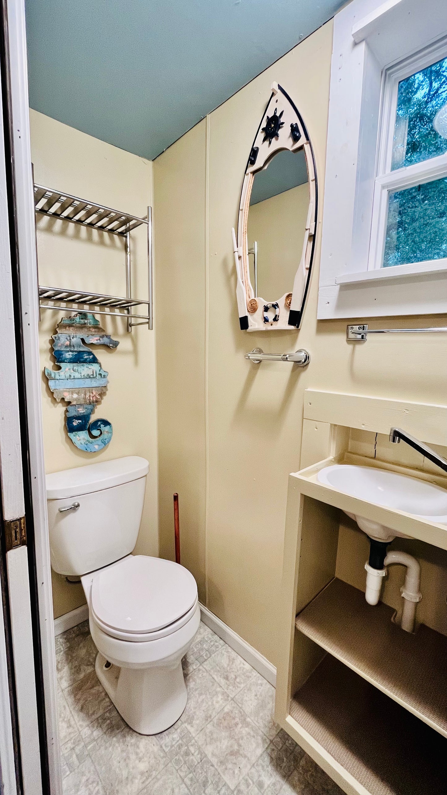 Rustic Nautic (Cabin 9)