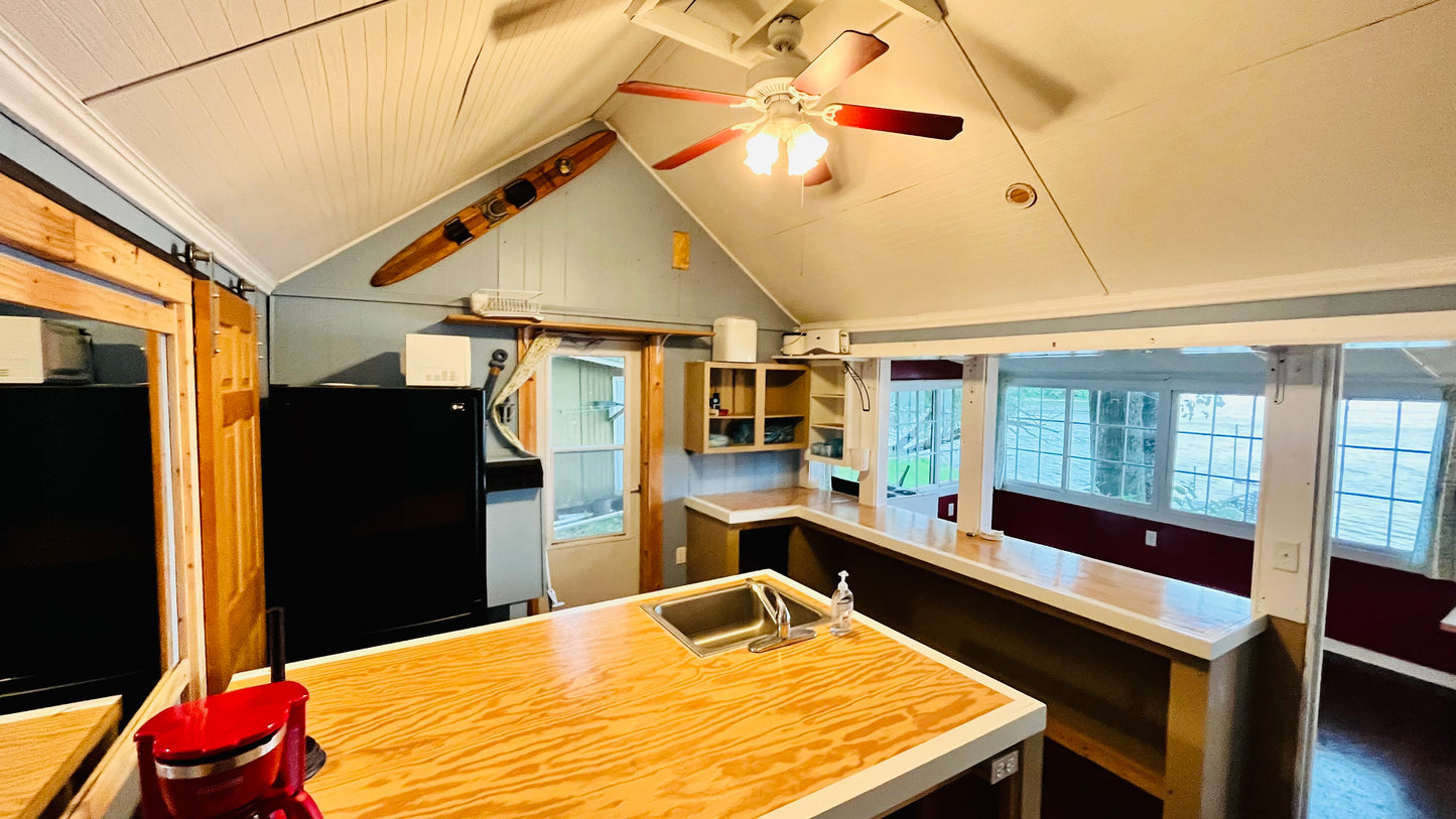 Rustic Nautic (Cabin 9)