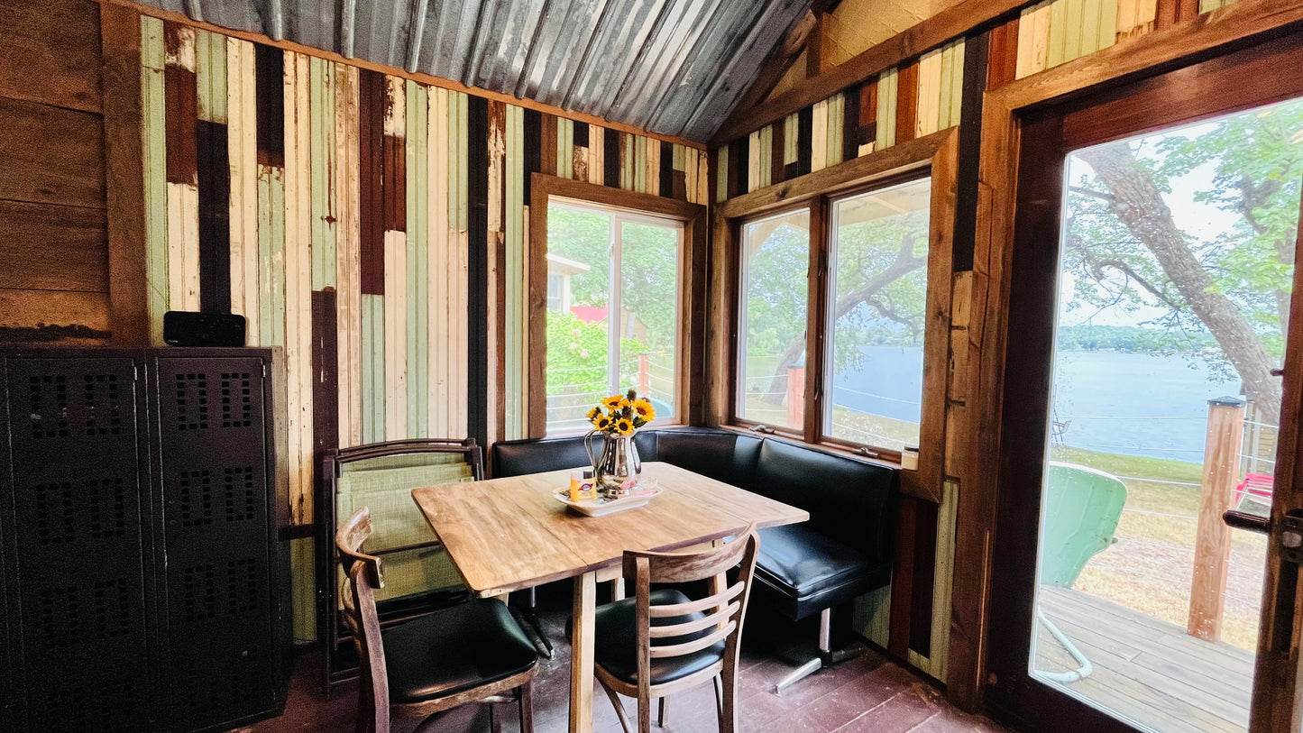 Tiny Barn (Cabin 4) - Main Image