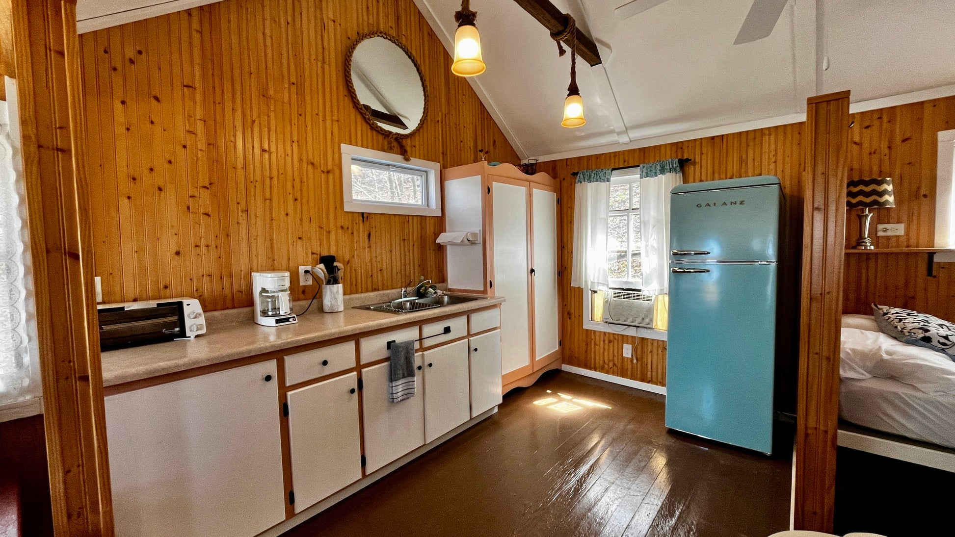 Aqua Espace (Cabin 3) - Main Image